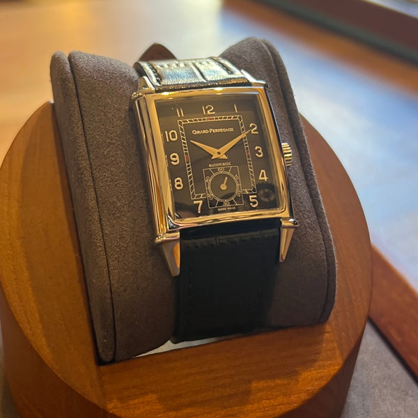 Girard Perregaux Vintage 1945 Automatic Small Second 2594