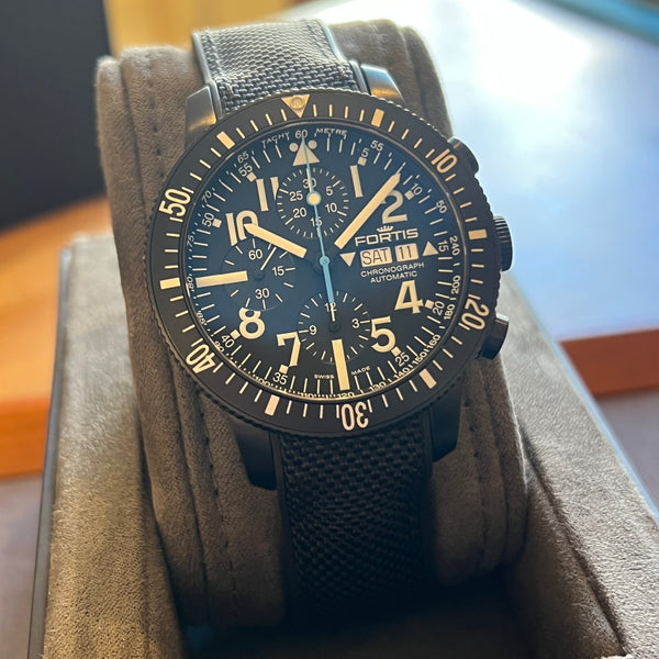 Fortis Aquatis Diver Black Chronograph Day-Date 638.18.41LP