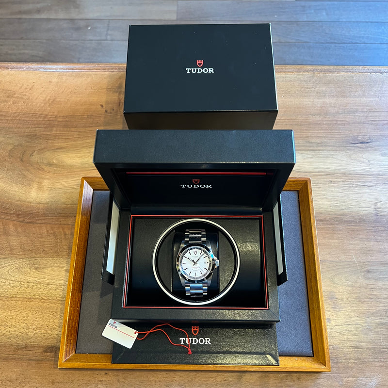 Tudor Grandtour Automatic Date 20500N