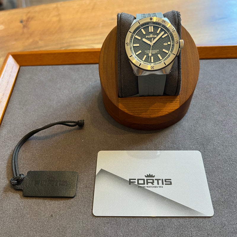 Fortis Marinemaster M-40 Gray Strap F812.0005