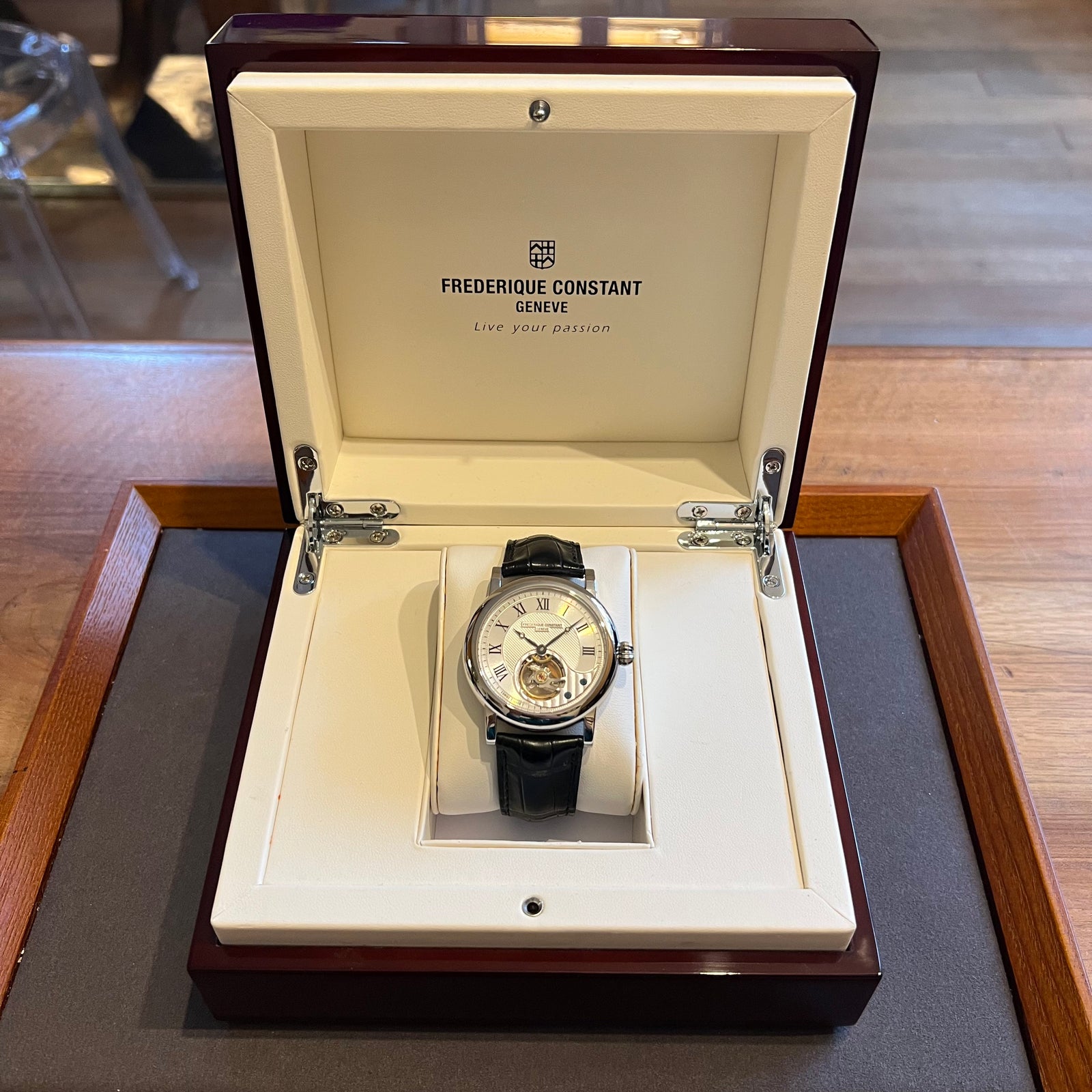 Frédérique Constant Heart Beat Manufacture FC-930X4H6