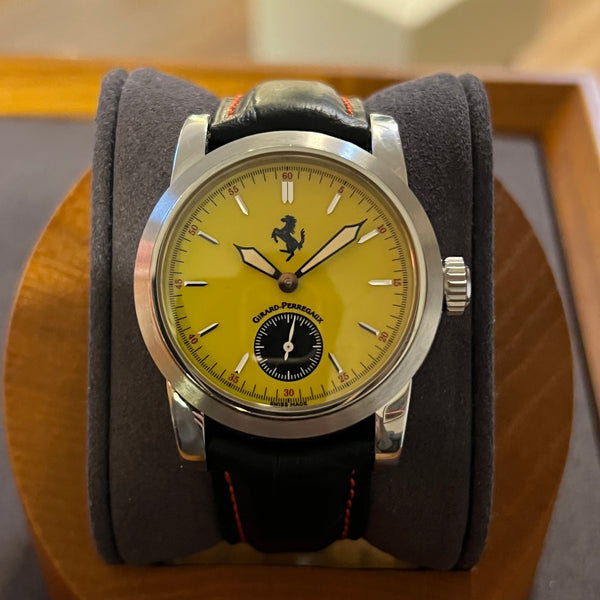 Girard-Perregaux Ferrari Small Second 80300.0.11.341