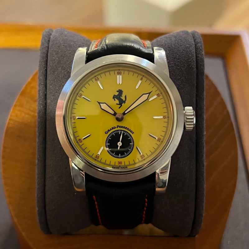 Girard-Perregaux Ferrari Small Second 80300.0.11.341