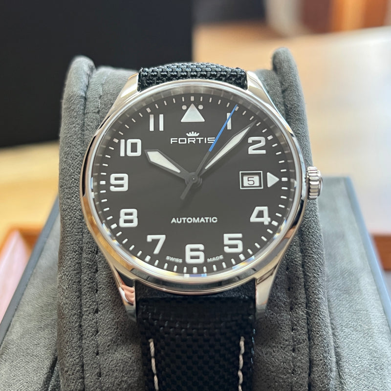 Fortis Watch Pilot Classic Date Full Set 902.20.41LP