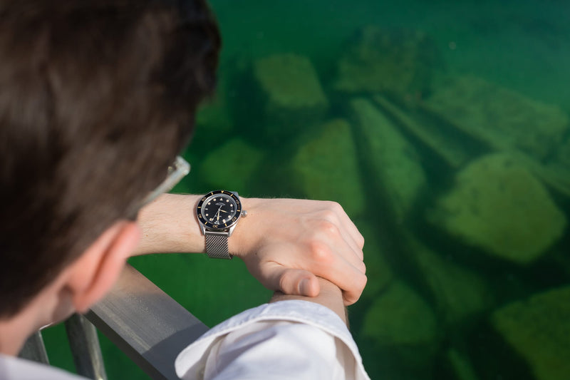 ELKA Arinis AF02W-1002 Automatic Black Dial & Rice-Grain Bracelet