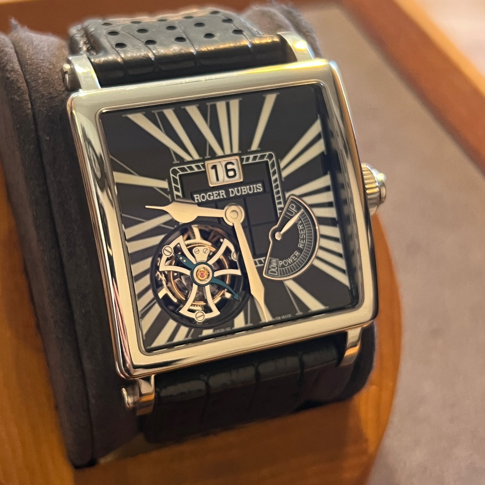 Roger Dubuis Golden Square Tourbillon Steel G40