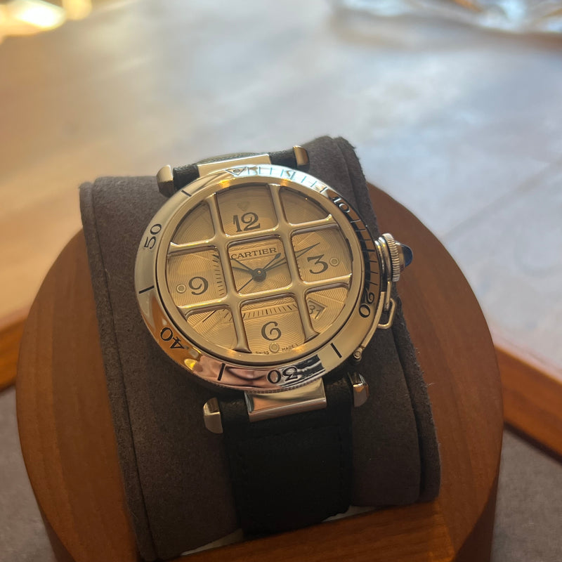 Cartier Pasha Grille Automatic Date 2379-W3104055
