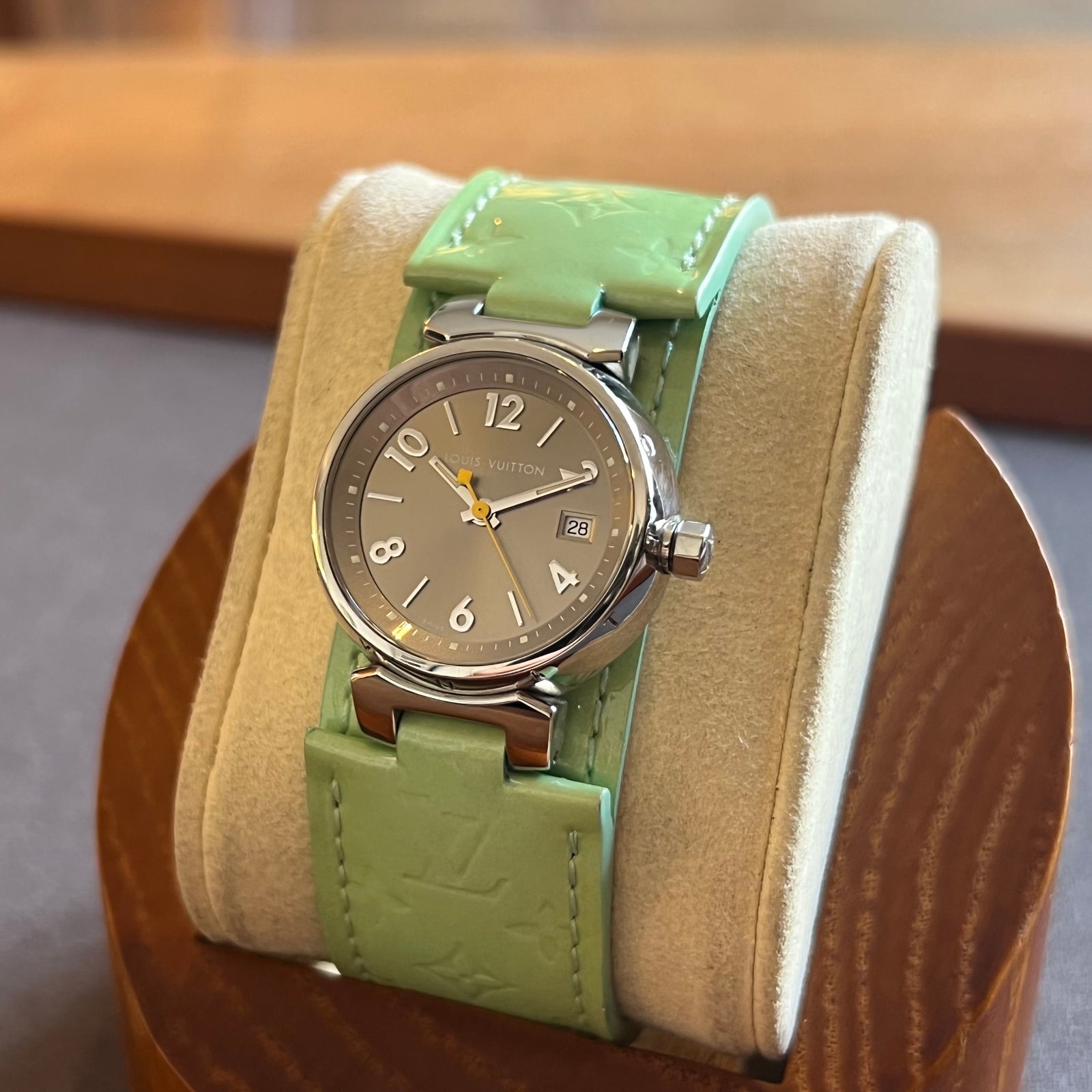 Louis Vuitton Tambour Q1212