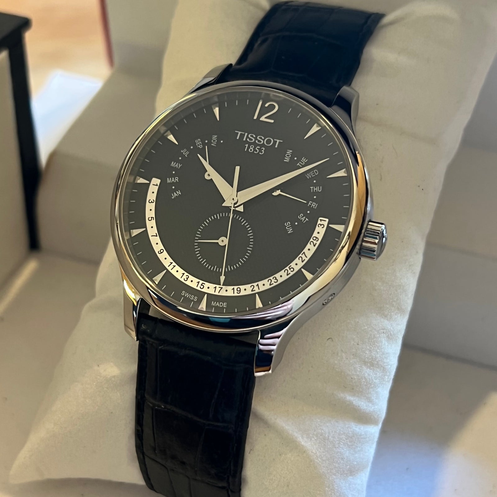 時計 TISSOT Tradition Perpetual Calendar Tissot Tradition Perpetual Calendar Full Set T063.637.16.057.00