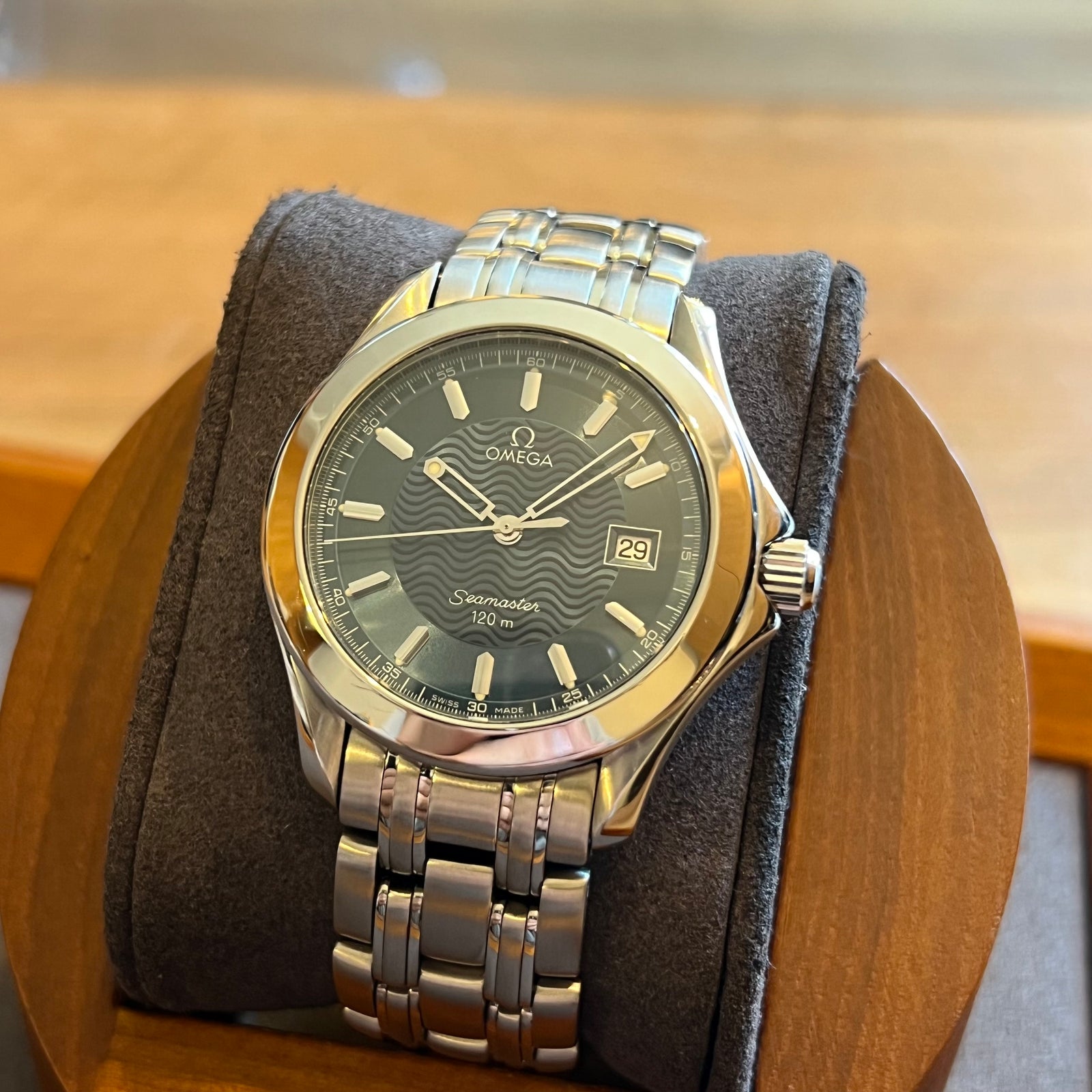 Omega Seamaster 120M Quartz Date Blue Dial