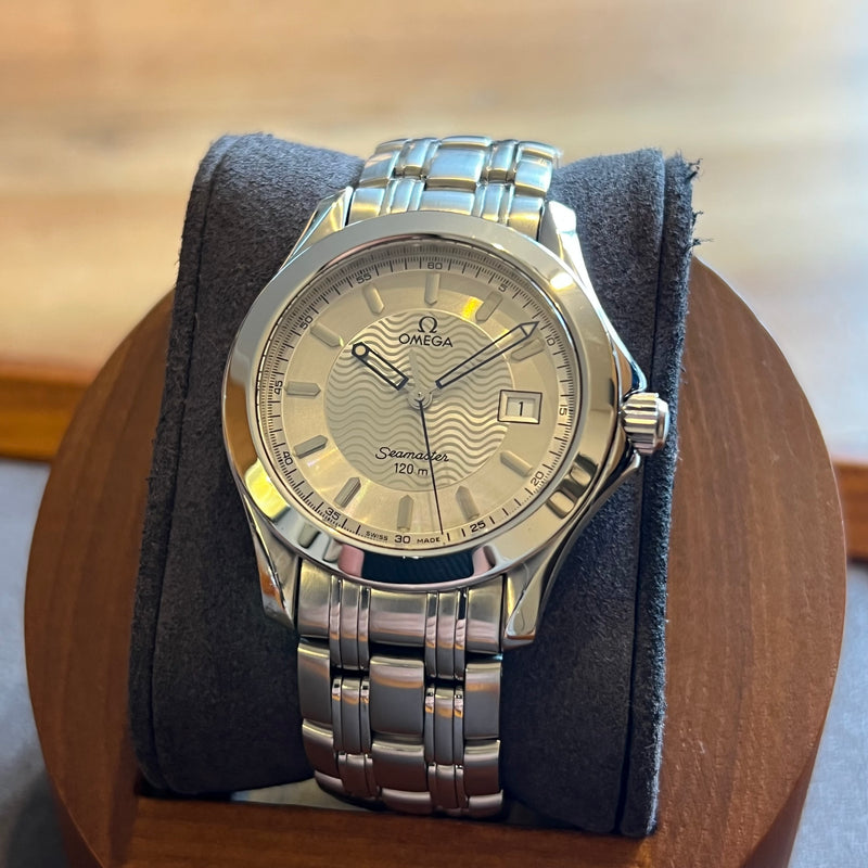Omega Seamaster Quartz Date 120m 2511.31