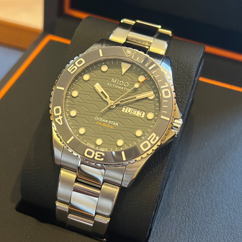 Mido Ocean Star 200C Automatic Day-Date M042.430.11.081.00