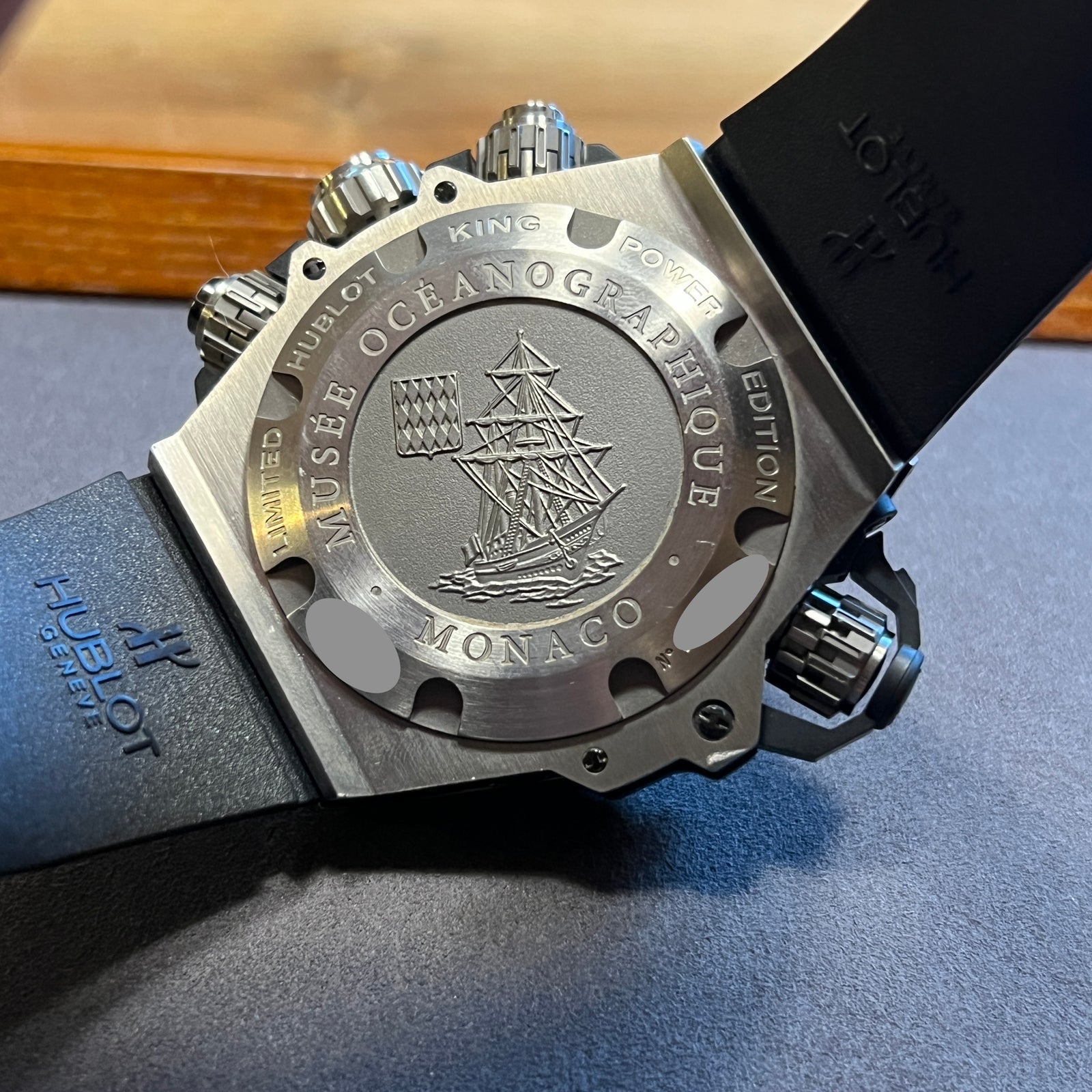 Hublot King Power Oceanographic Titanium 732.NX.1127.RX