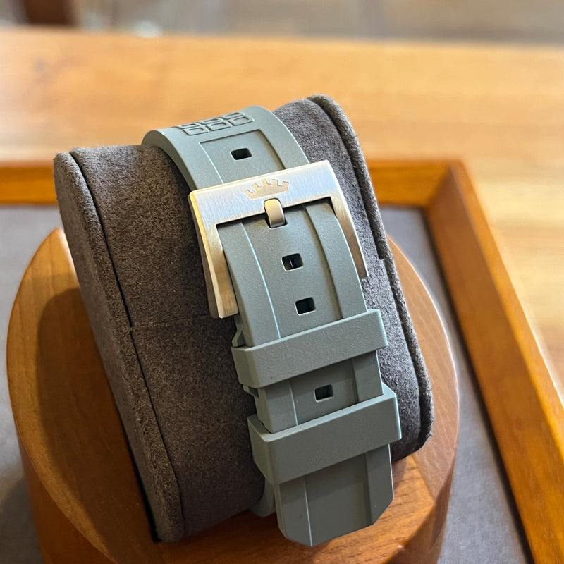 Fortis Marinemaster M-40 Gray Dial F812.0005