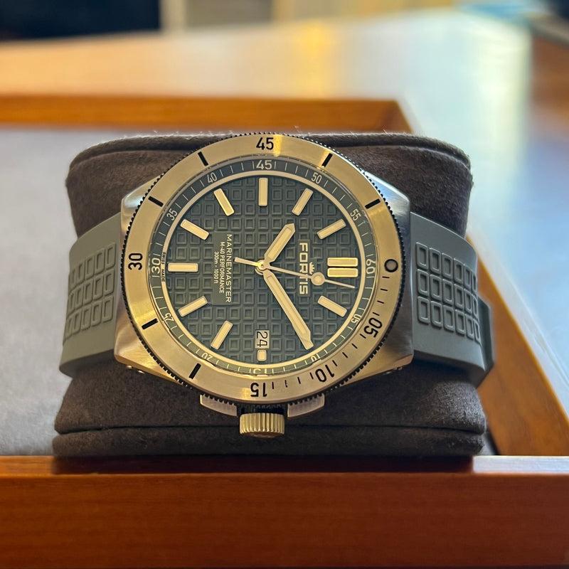 Fortis Marinemaster M-40 Gray Dial F812.0005