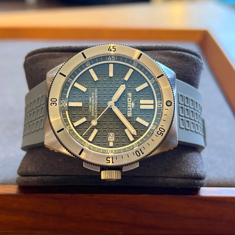 Fortis Marinemaster M-40 Gray Strap F812.0005