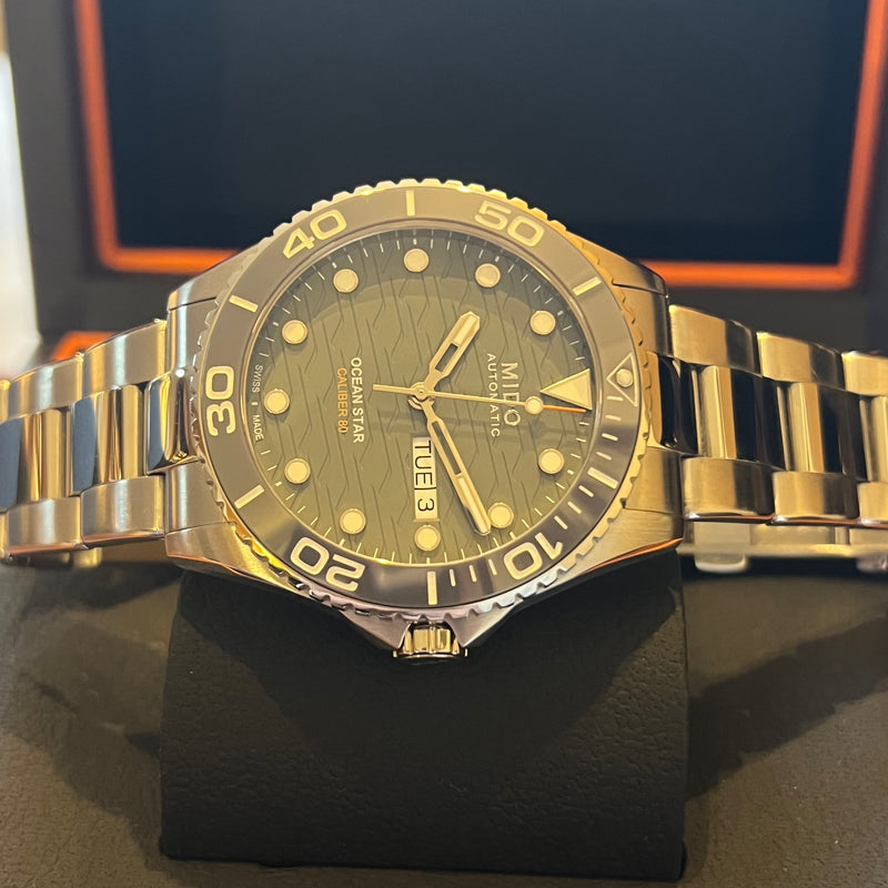 Mido Ocean Star 200C Automatic Day-Date M042.430.11.081.00