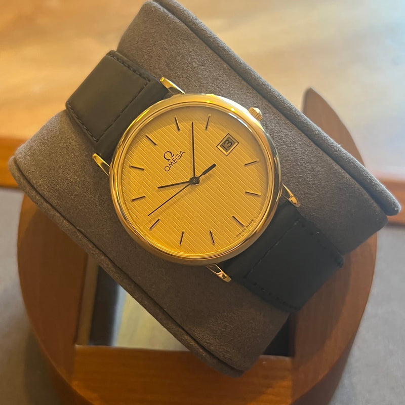 Omega De Ville Quartz Date Champagne Dial 32 mm