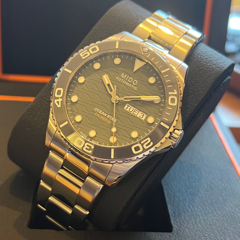 Mido Ocean Star 200C Automatic Day-Date M042.430.11.081.00