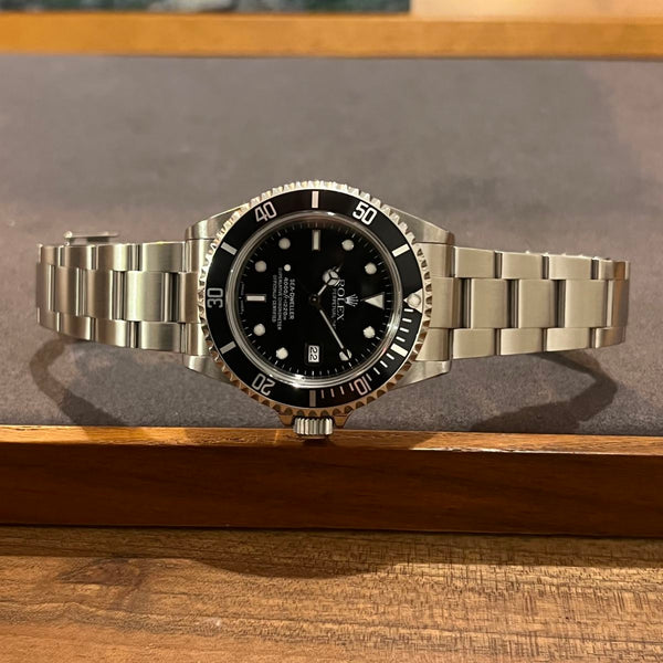 Rolex Sea-Dweller 16600 Full Set 2002